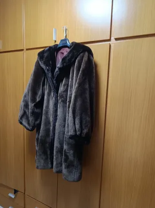 Abrigo marrón mouton