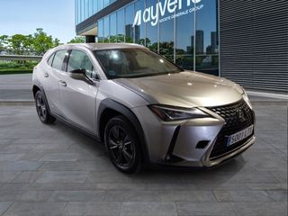 Lexus UX 250h Business 2WD 135 kW (184 CV)