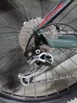 Bicicleta de montaña Cube