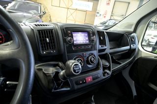 Citroën Jumper BlueHDi 103KW 140CV Furgon 35L3H2