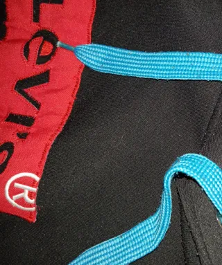 Sudadera Levi's Vintage Negra y Azul