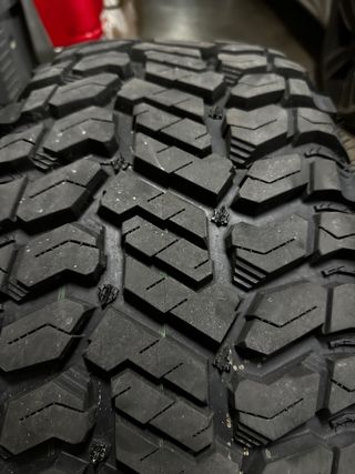 Radar Renegade R/T 265/60 18 Neumáticos