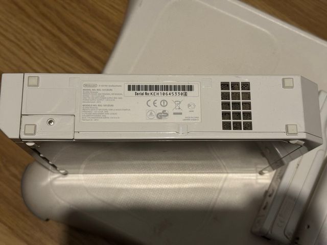 Consola Wii + Juegos y Accesorios