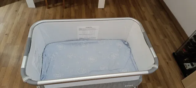 Culla ad alta per bambini fino a 9 kg