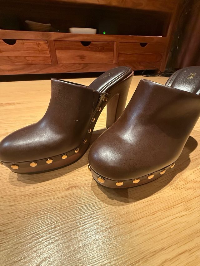 Zuecos tacón Zara marrones talla 38. Tacón 12cm