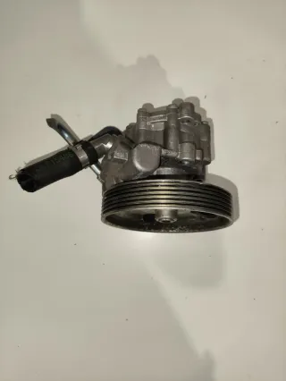 Bomba de dirección asistida Citroen C5 1.6hdi