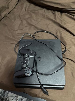 PS4 (PlayStation 4) Negra