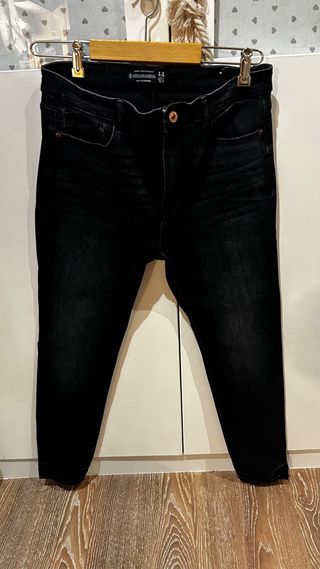 Pantalón vaquero Stradivarius Skinny Regular Waist