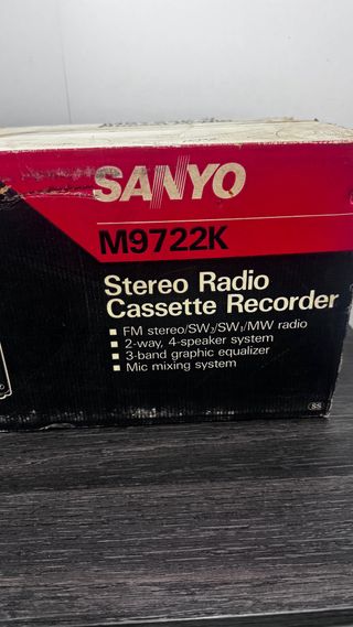 Radio Casete Sanyo M9722K Vintage “Nuevo”