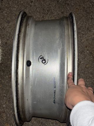 Llanta 16 pulgadas golf 1.9TDI