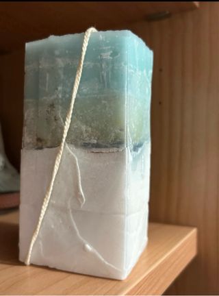 Candela artigianale mai utilizzata