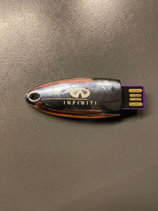 Infiniti USB