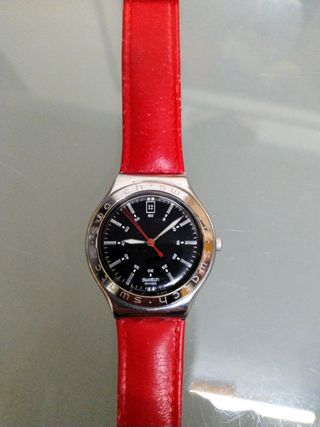 Swatch Irony Mujer Correa Roja