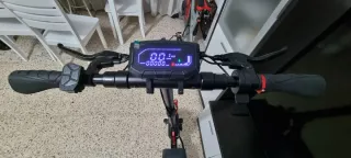 Patinete Eléctrico Pantalla Digital