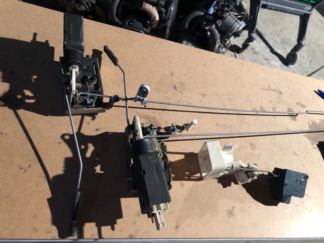 Cerraduras 106 y saxo