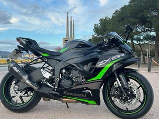 Kawasaki ZX6R 2025.
