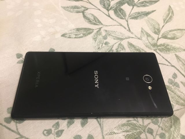 Sony Xperia Negro