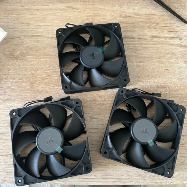 Corsair RS120 Ventiladores (3 unidades)