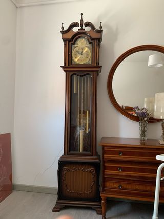 Orologio a Carillon in Legno