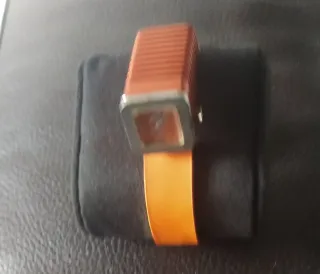 Reloj fantasía naranja