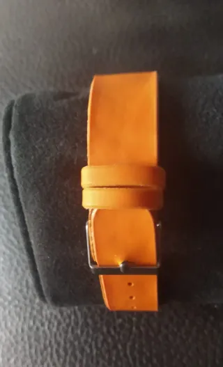 Reloj fantasía naranja