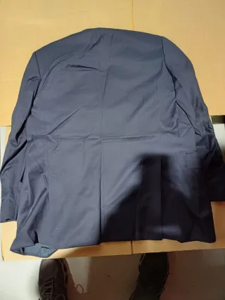 Traje Hugo Boss Azul Marino y Corbata Gris