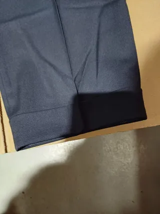 Traje Hugo Boss Azul Marino y Corbata Gris