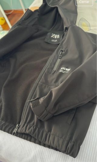 Cazadora Zara Negra con Cremallera 6-7 años 120cm
