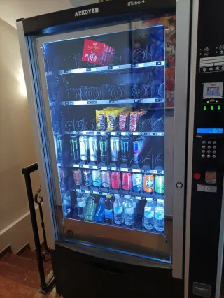 Máquina Expendedora Profesional Alimentos/Bebidas