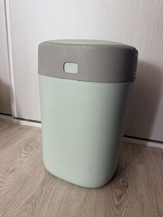 Papelera para pañales de bebé