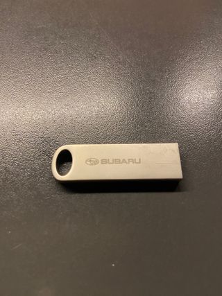 Chiavetta USB Subaru