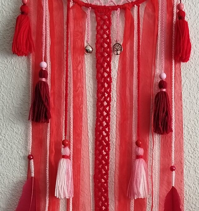 Atrapasueños largo 1 metro - rojo, granate y rosa