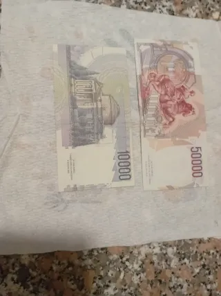 Lotto 19: Banconote 10000 e 50000