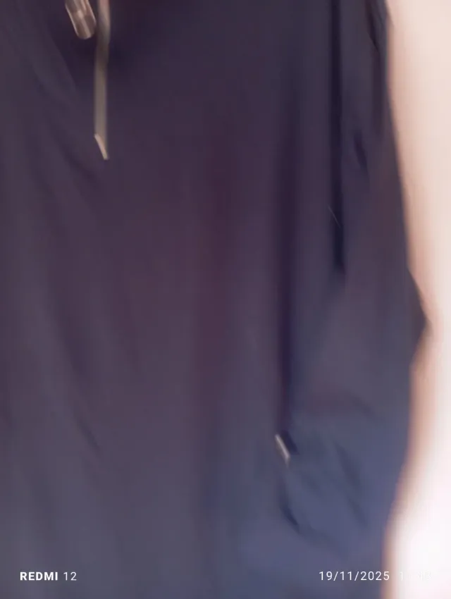 Vestido de punto azul con cremallera