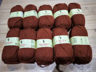 10 ovillos lana Pingouin color teja