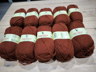 10 ovillos lana Pingouin color teja