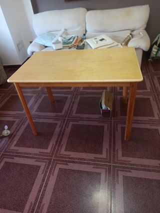 Tavolo da cucina o soggiorno