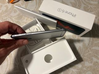 iPhone 6s Nero/Oro con Accessori