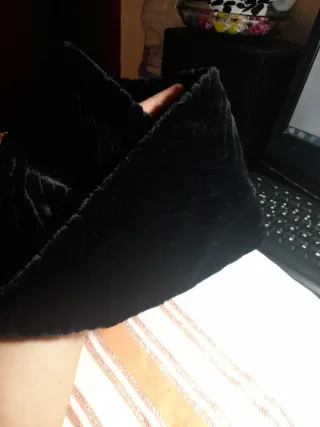 Bufanda terciopelo negro El Corte Inglés