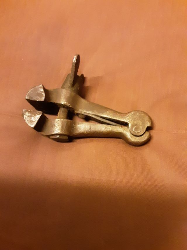 Mini tornillo de banco