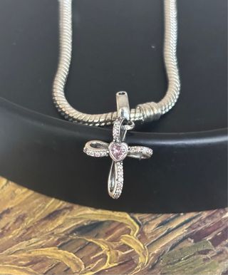 Colgante Cruz Infinito Corazón Rosa Plata