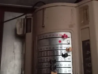 Máquina de contabilidad antigua Barnamatic