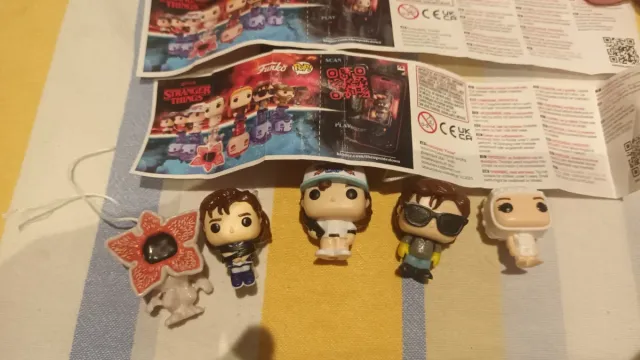 Muñecos Kinder Sorpresa Stranger Things