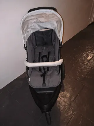 Carro de bebé 3 ruedas Hauck en perfecto estado