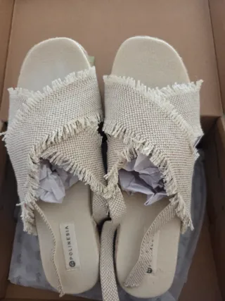 Sandalias cuña POLINESIA beige