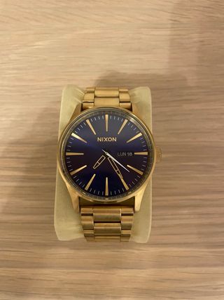 Reloj Nixon Dorado Esfera Azul 40mm