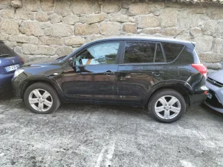 Toyota RAV4 2011