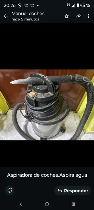 Aspiradora de coches. Aspira agua