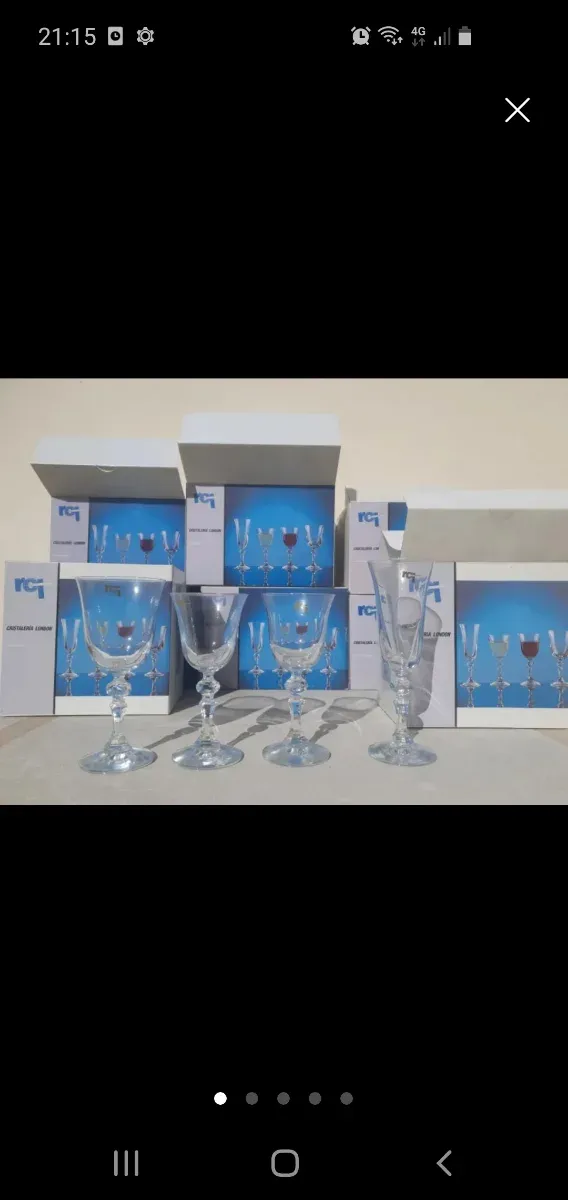 Copas de cristal transparentes