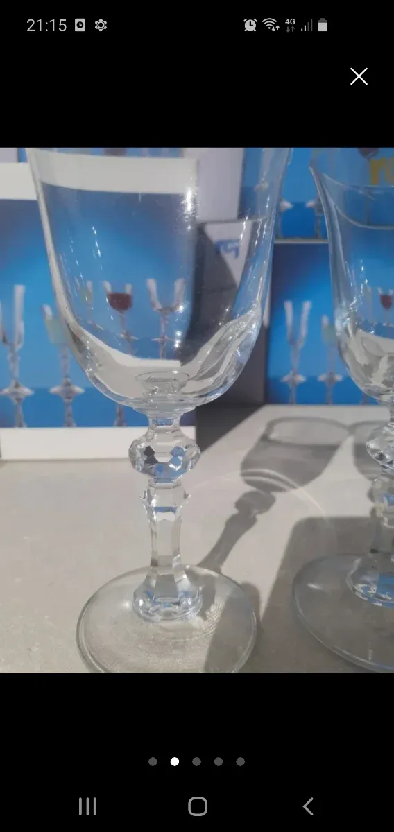 Copas de cristal transparentes